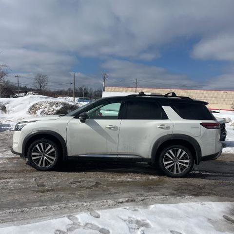Certified 2022 Nissan Pathfinder Platinum w/ Cargo Package video 2