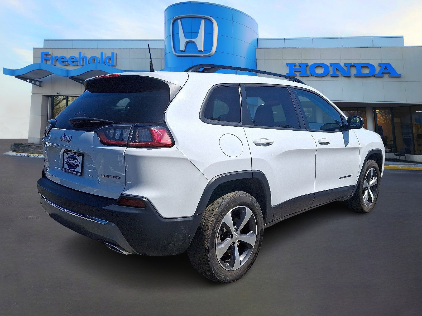 Used 2022 Jeep Cherokee Limited image 7