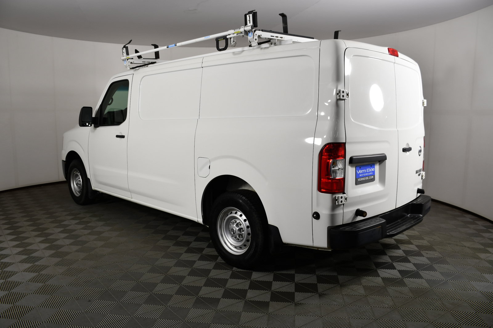 Used 2018 Nissan NV 1500 S RWD image 8