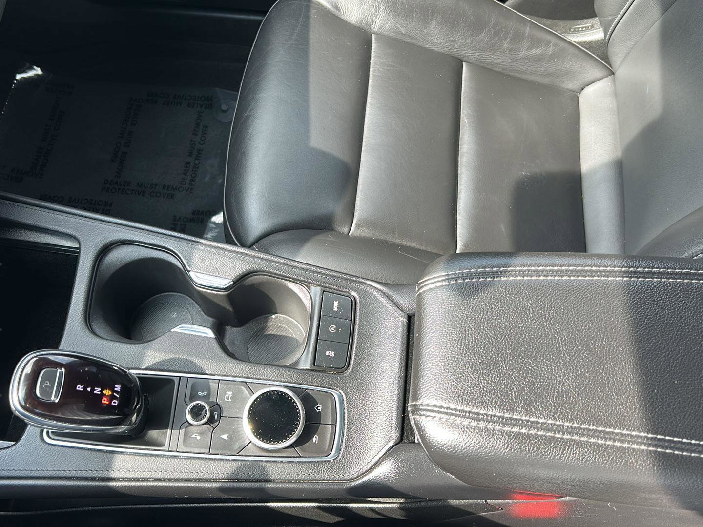 Used 2024 Cadillac XT4 Premium Luxury FWD image 19