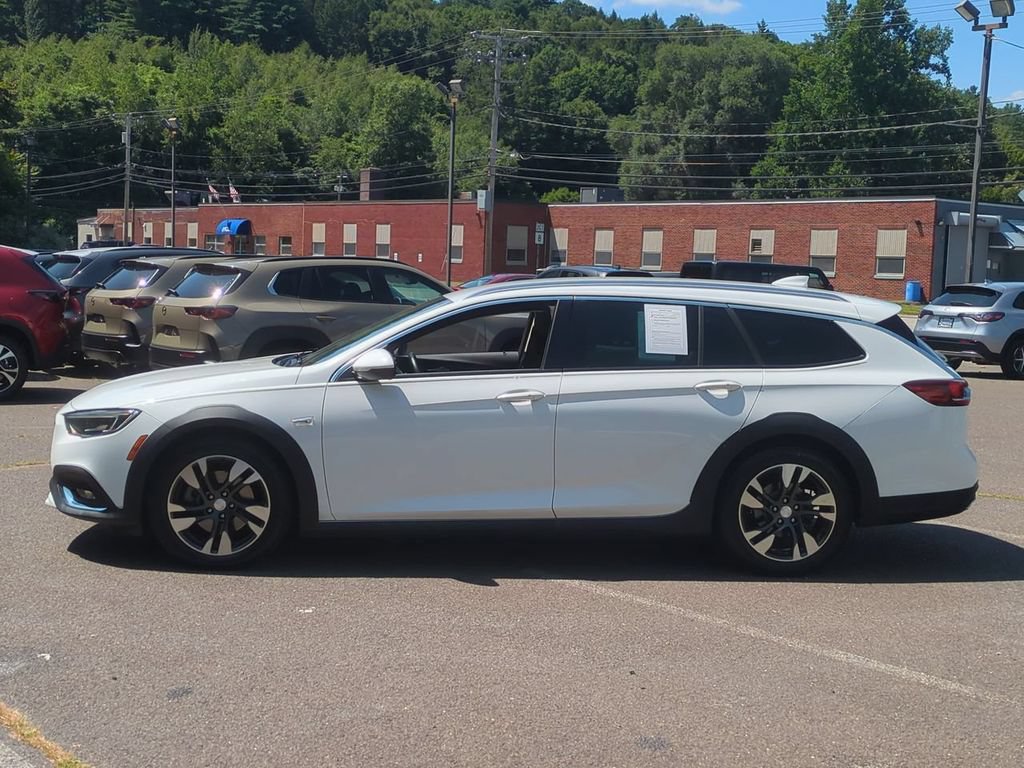 Used 2018 Buick Regal Essence w/ Driver Confidence Package #1 AWD/4WD image 8
