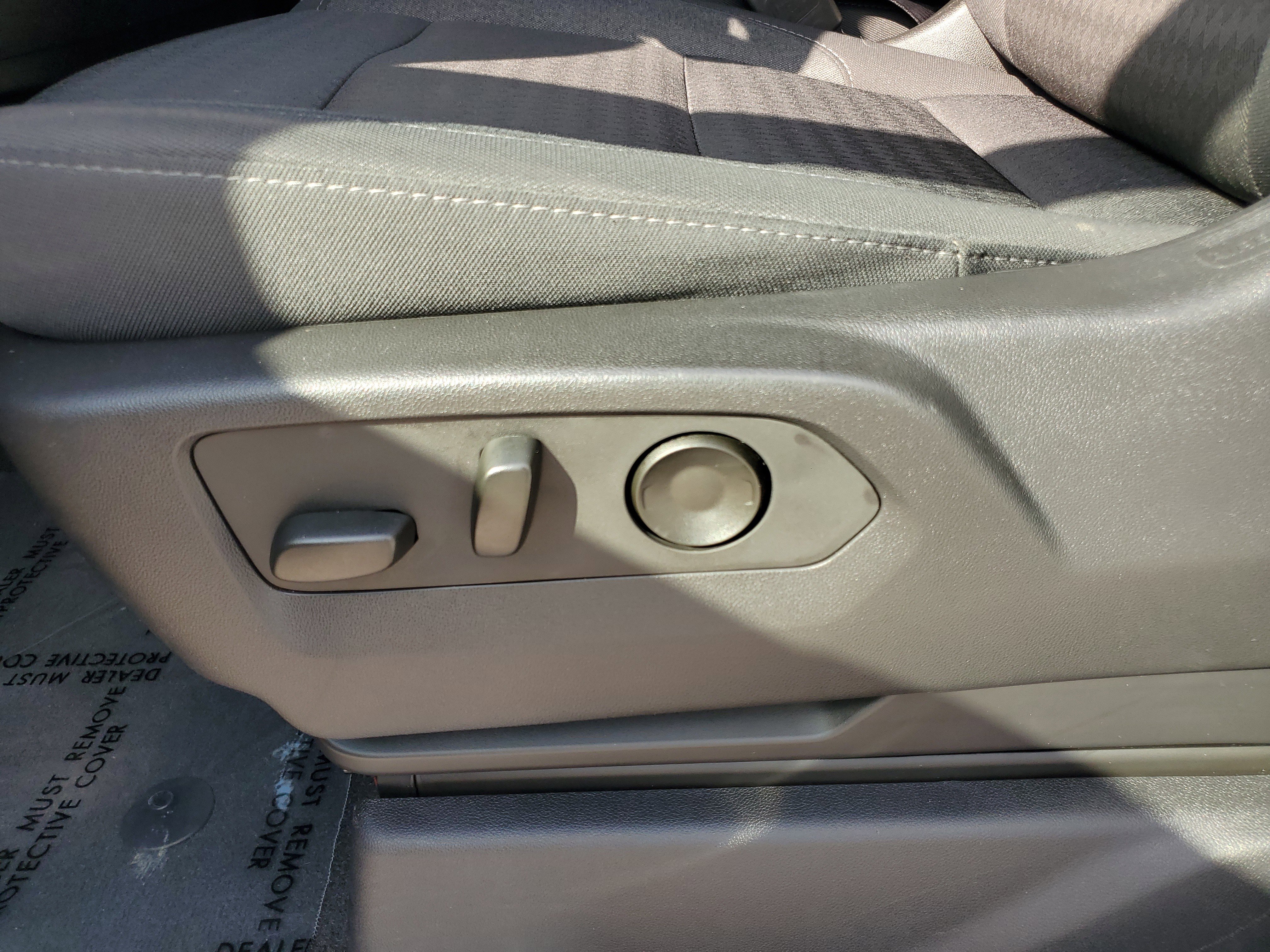 Used 2023 GMC Sierra 1500 SLE image 13