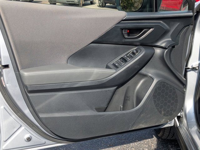 Used 2024 Subaru Crosstrek 2.0i Premium image 11