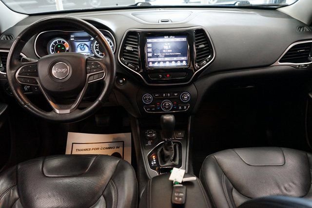 Used 2019 Jeep Cherokee Limited image 39