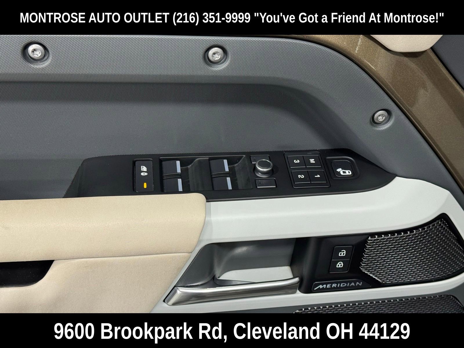 Used 2020 Land Rover Defender 110 First Edition image 12