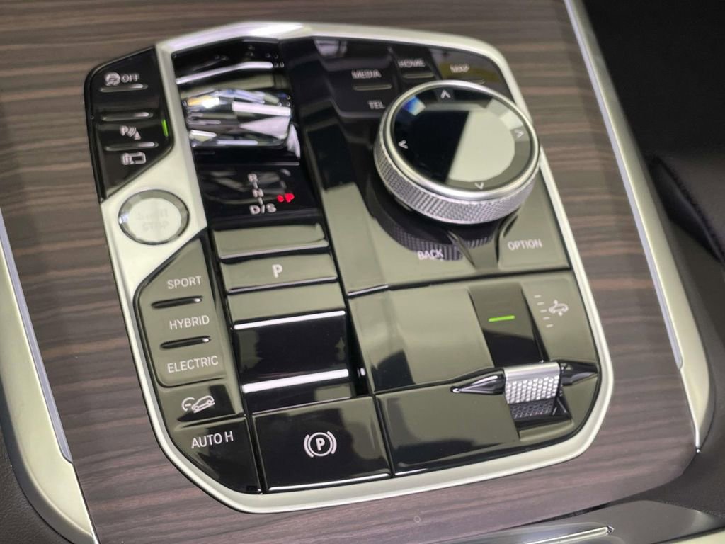 New 2026 BMW X5 xDrive50e AWD/4WD image 27