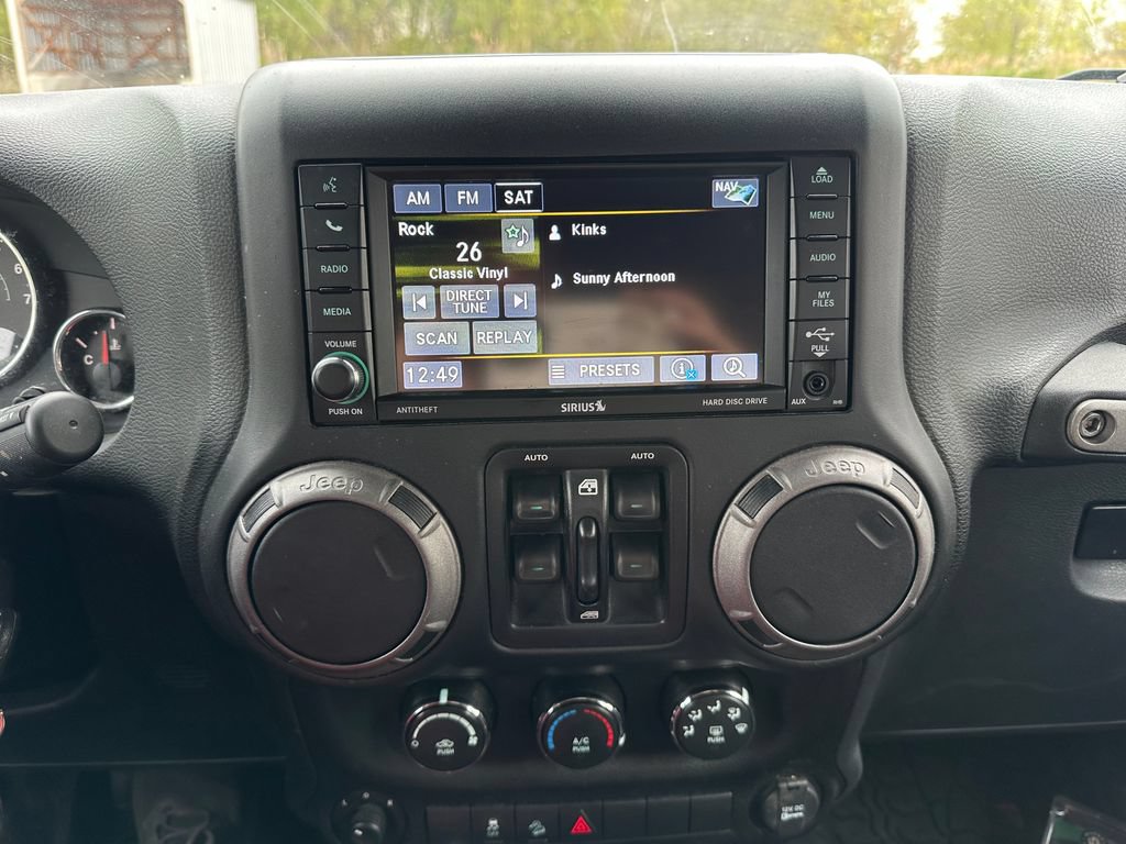 Used 2016 Jeep Wrangler Unlimited Sport AWD/4WD image 6