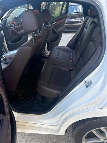Used 2017 BMW X4 xDrive28i image 14