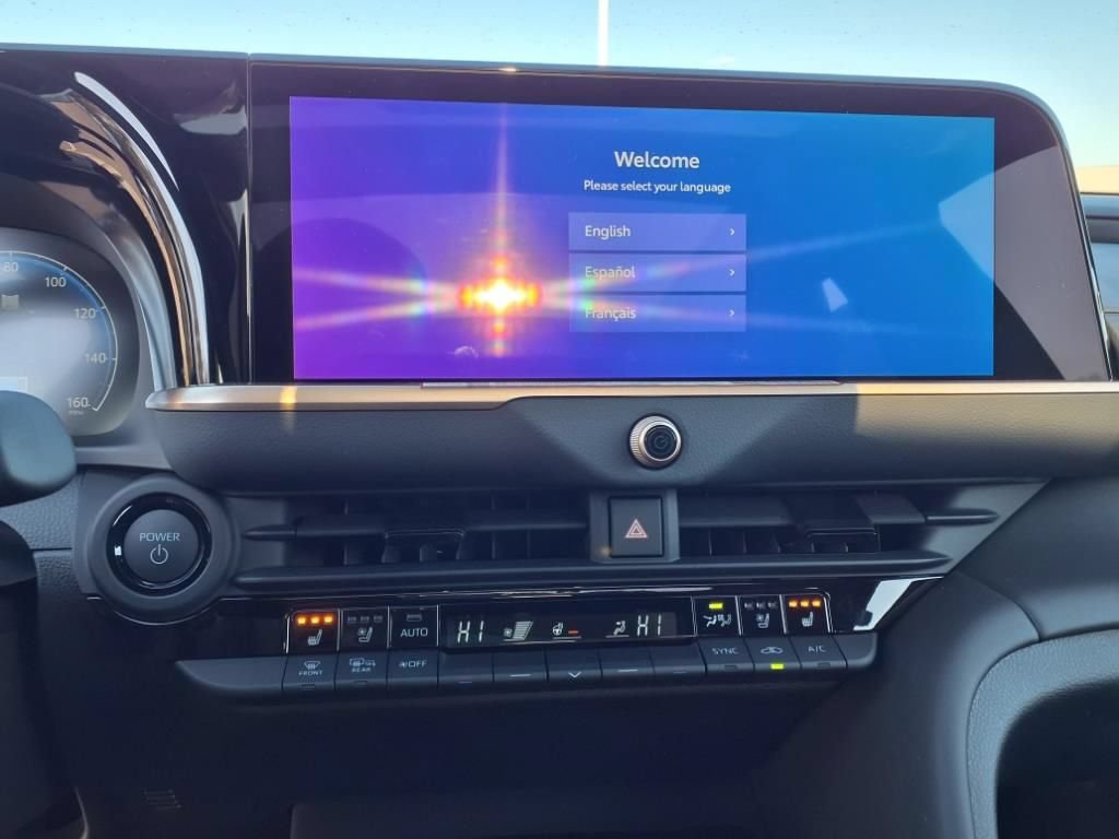 Used 2025 Toyota Crown Signia w/ Advanced Technology Package AWD/4WD image 24