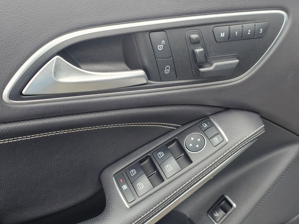 Used 2016 Mercedes-Benz CLA 250 4MATIC image 20
