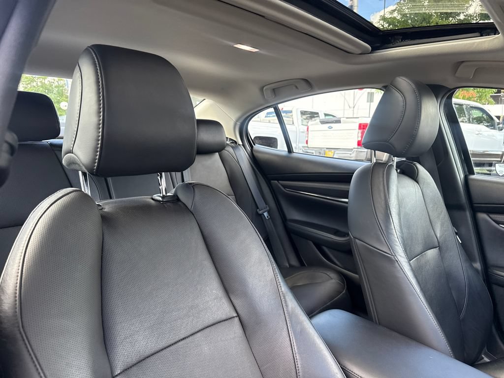 Used 2022 MAZDA MAZDA3 s AWD/4WD image 31
