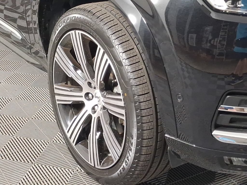 Certified 2025 Volvo XC90 B6 Plus w/ Protection Package Premier AWD/4WD image 7