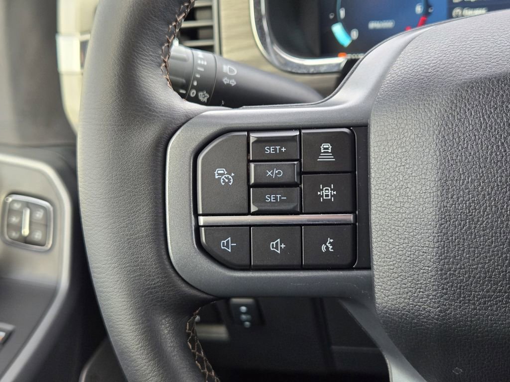 Used 2025 Ford F150 Lariat w/ Equipment Group 501A Mid image 26