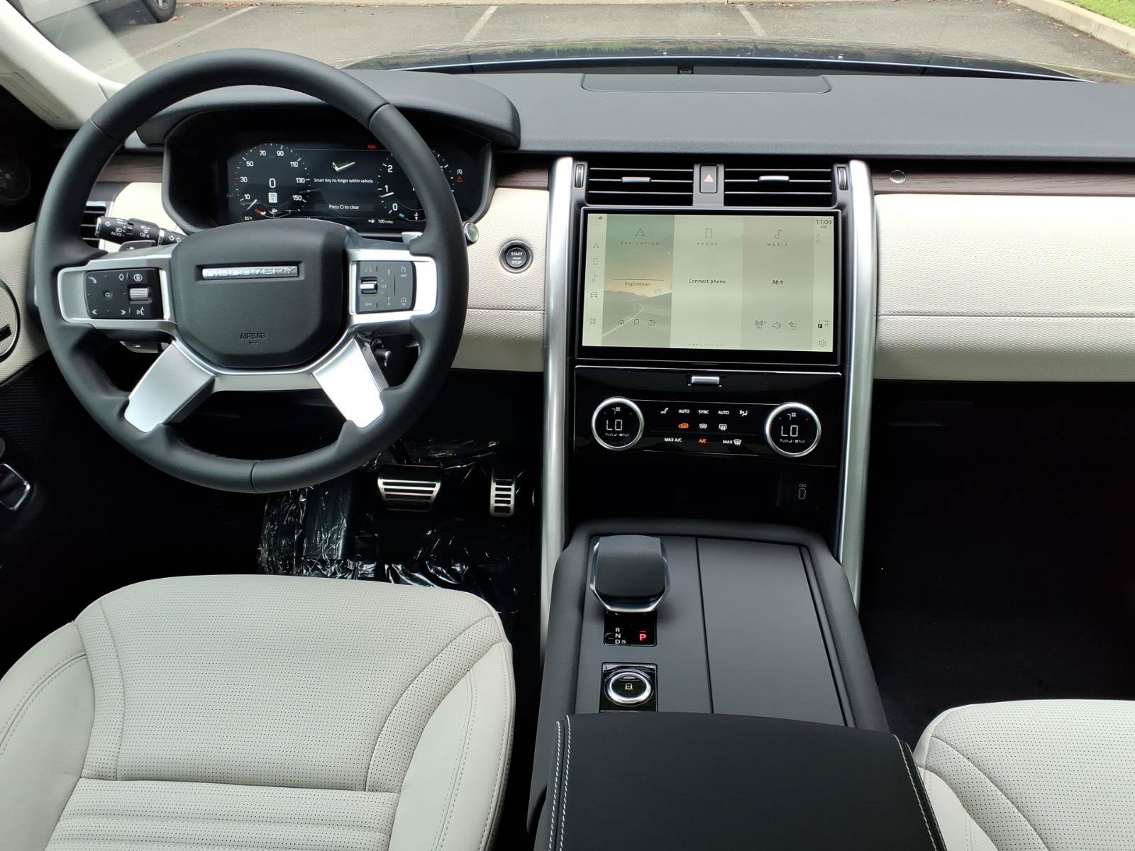 New 2026 Land Rover Discovery Dynamic SE AWD/4WD image 4