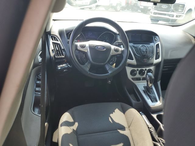 Used 2013 Ford Focus SE FWD image 11