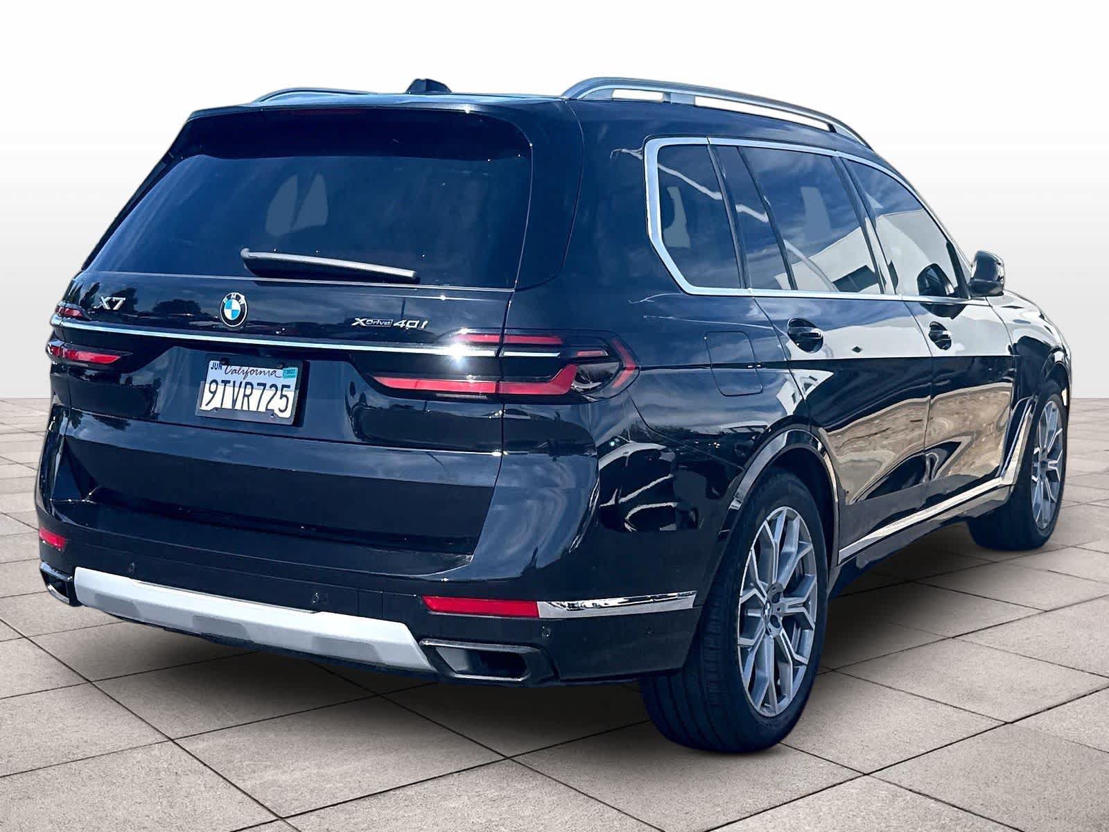 Used 2023 BMW X7 xDrive40i AWD/4WD image 9