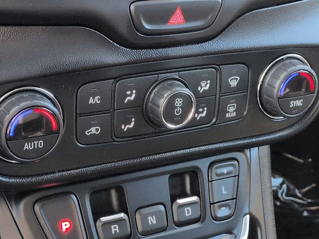 Used 2020 GMC Terrain SLE w/ Driver Convenience Package image 21