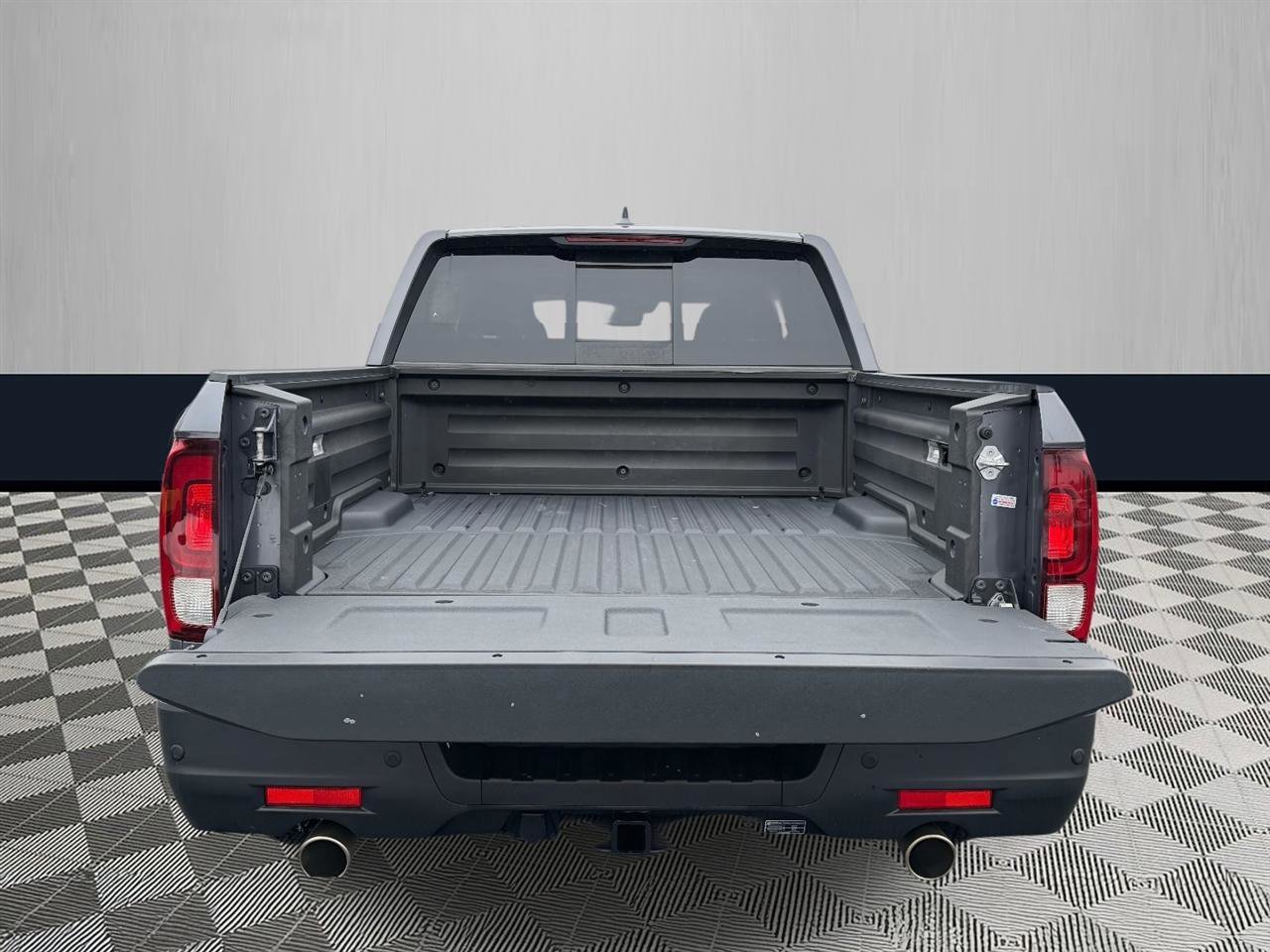 Used 2023 Honda Ridgeline RTL-E image 6