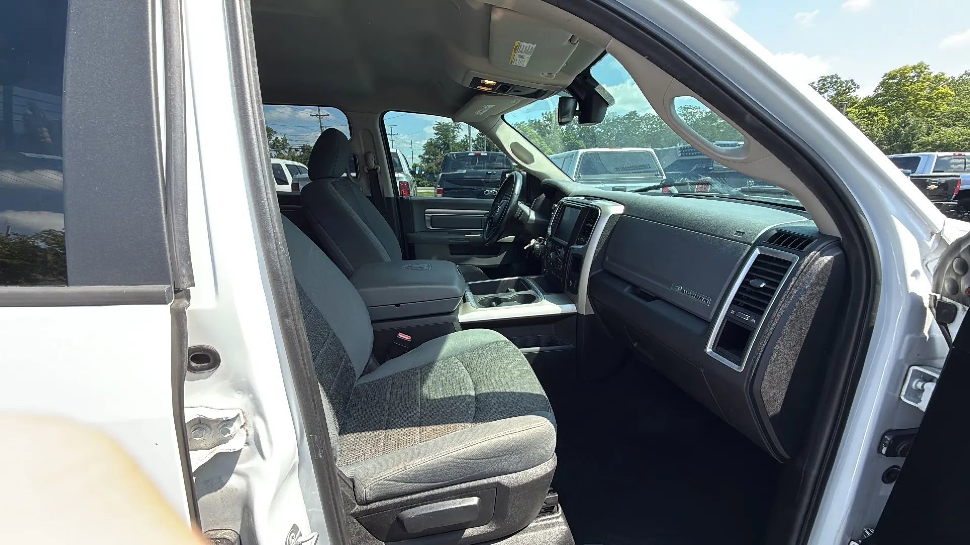 Used 2017 RAM 1500 Big Horn image 16