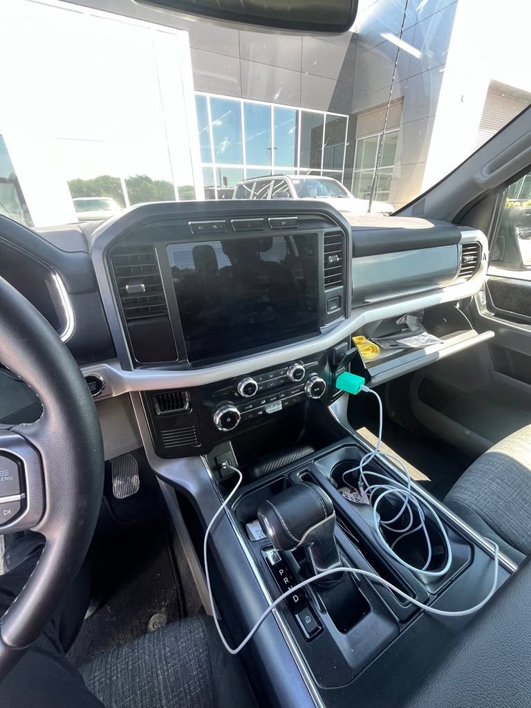 Used 2023 Ford F150 Lightning XLT AWD/4WD image 9