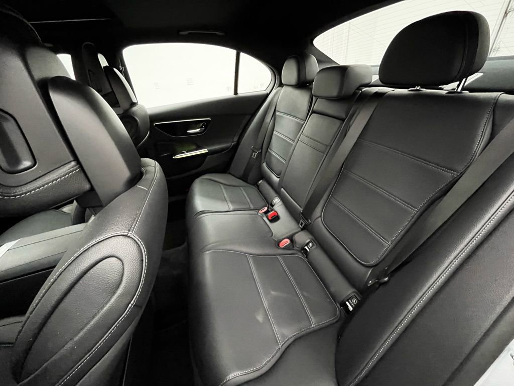Used 2022 Mercedes-Benz C 300 4MATIC Sedan image 32
