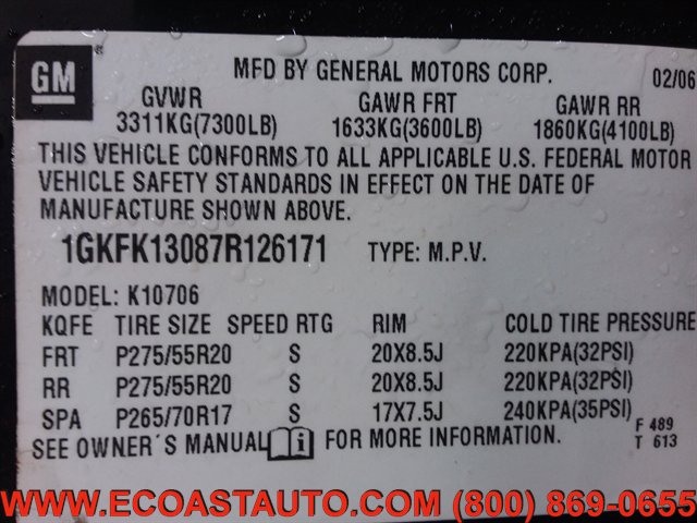 Used 2007 GMC Yukon SLT w/ SLT Preferred Equipment Group image 16