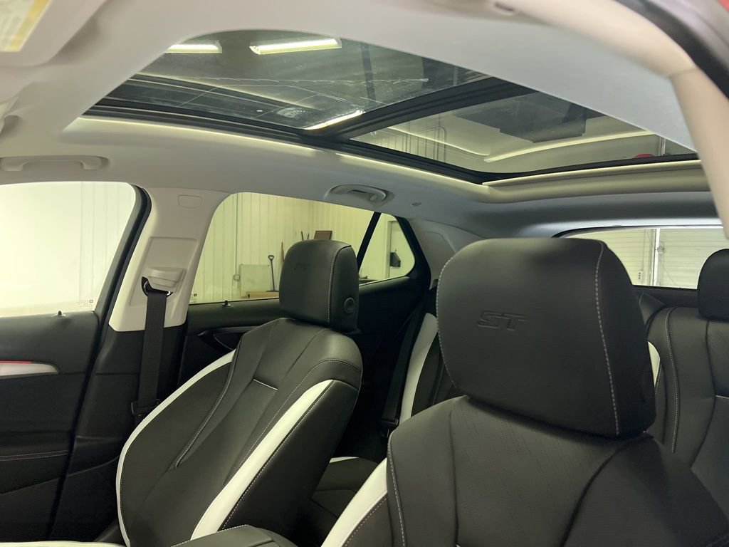 New 2026 Buick Envision Sport Touring image 12