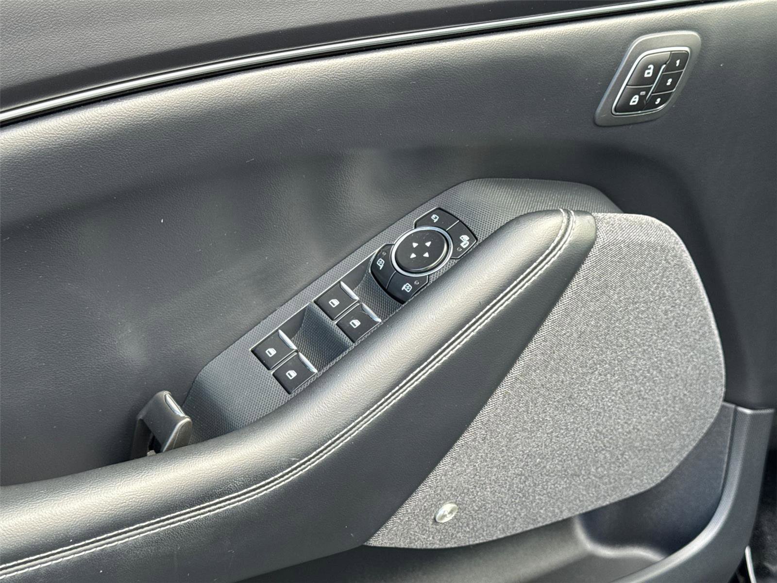 Used 2023 Ford Mustang Mach-E Premium RWD image 30