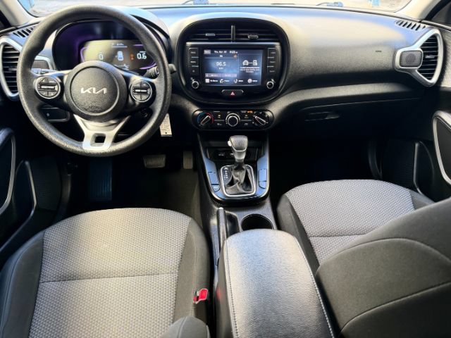 Used 2023 Kia Soul LX w/ Option Group 015 FWD image 11