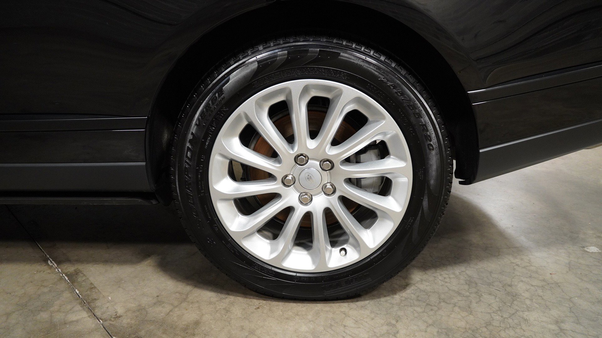 Used 2022 Land Rover Range Rover image 18