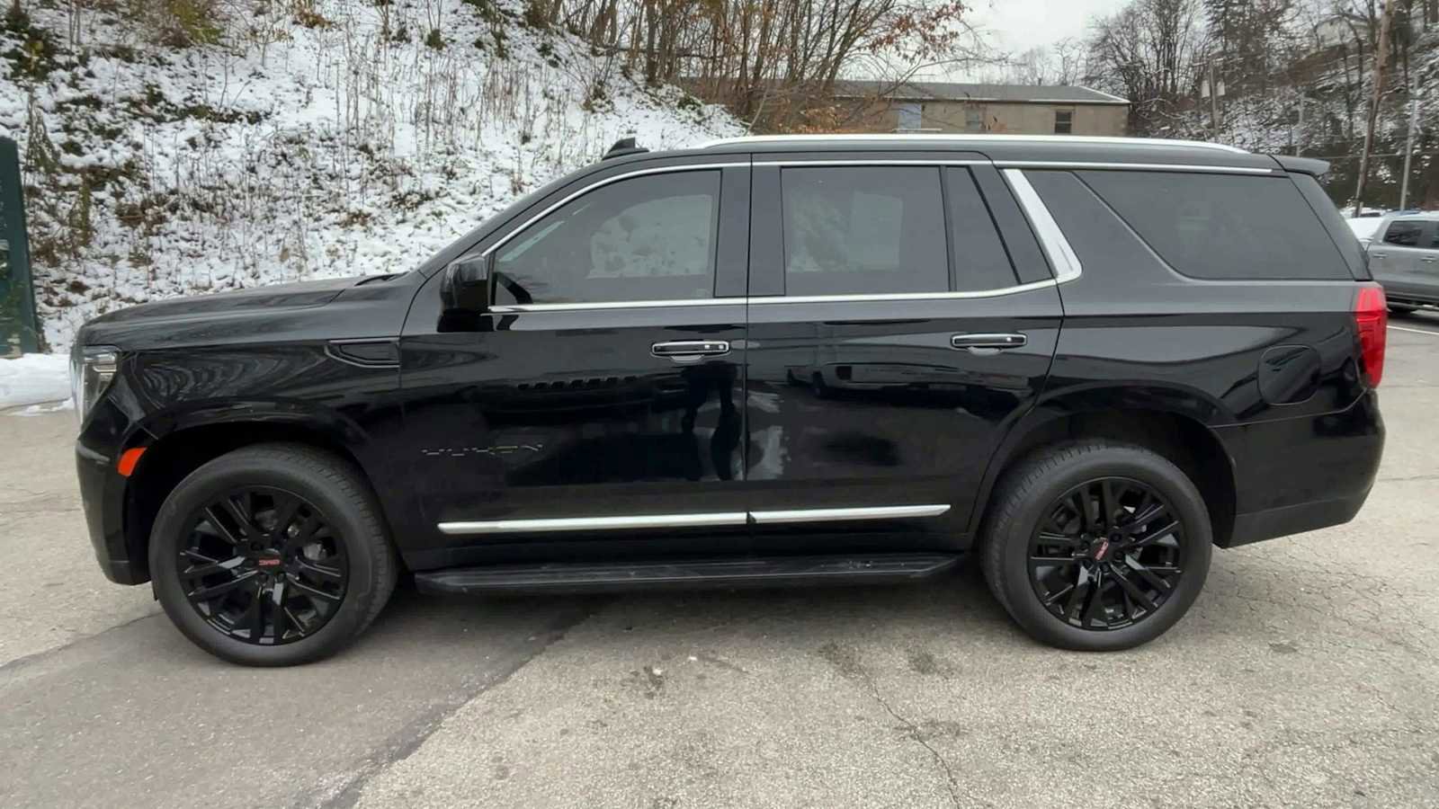 Certified 2023 GMC Yukon SLT image 6