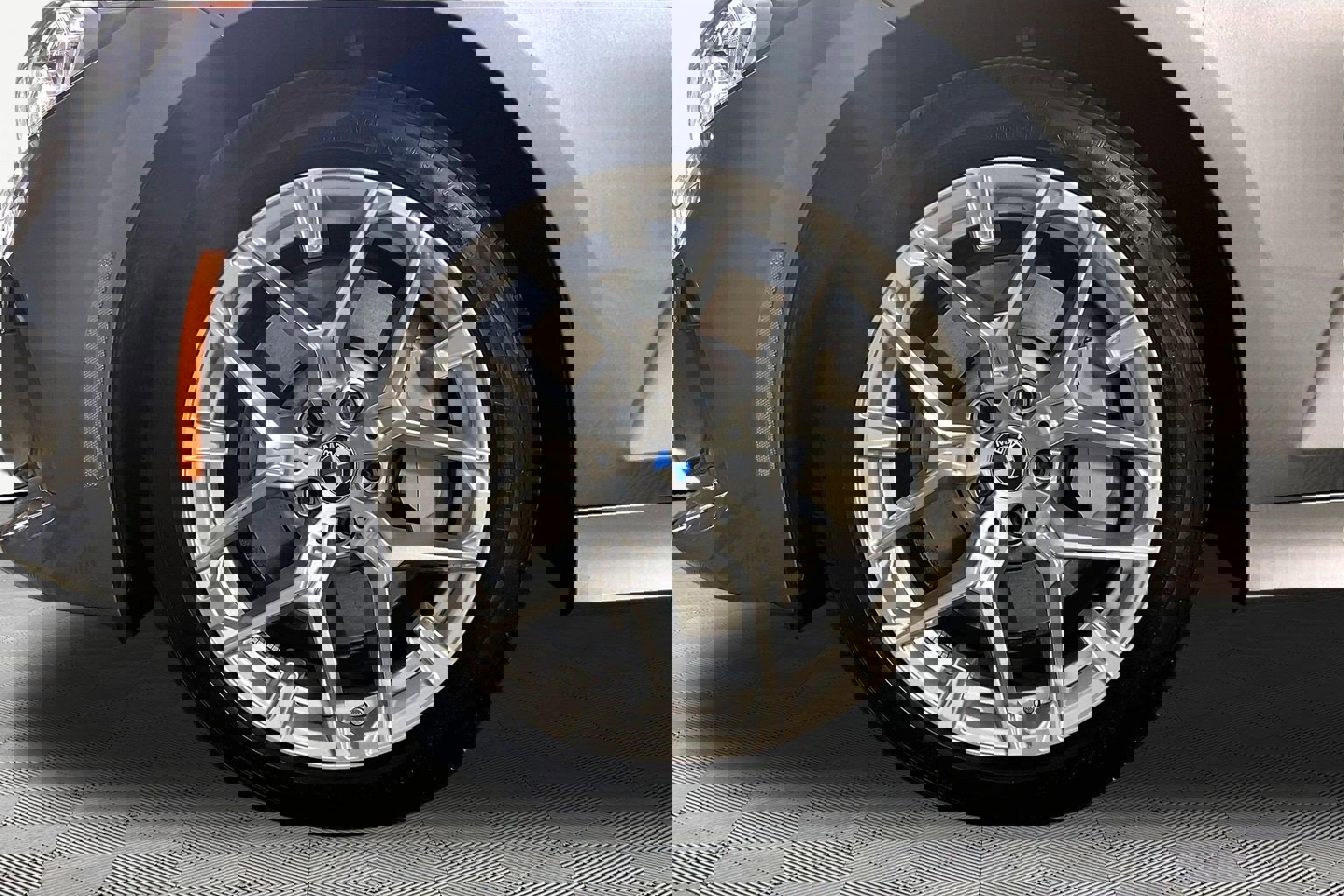 Certified 2025 BMW 330i xDrive Sedan image 13