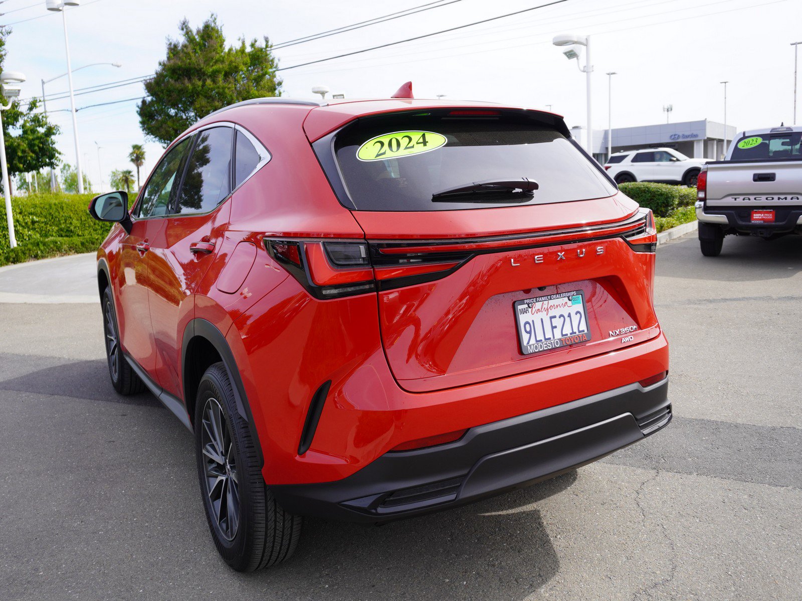 Used 2024 Lexus NX 350h AWD w/ Cold Area Package image 8