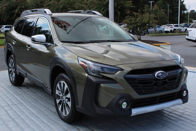 New 2025 Subaru Outback Touring XT image 4