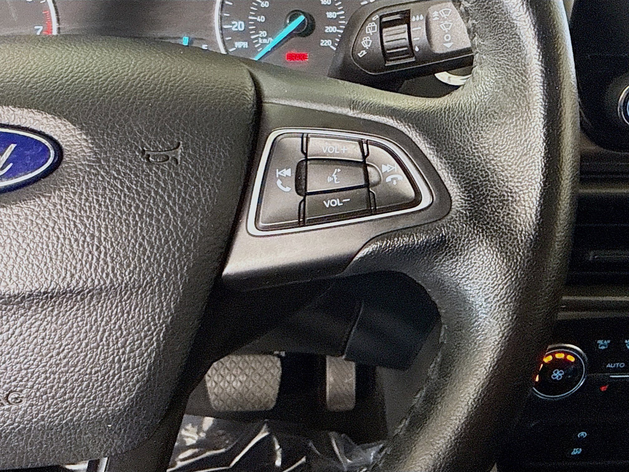 Used 2019 Ford EcoSport SE image 15