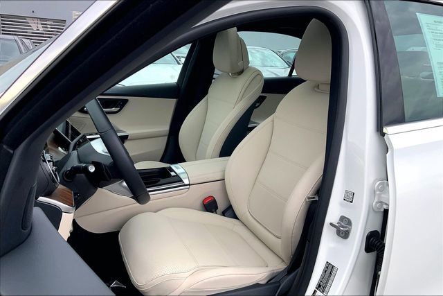 Certified 2025 Mercedes-Benz C 300 4MATIC Sedan image 6