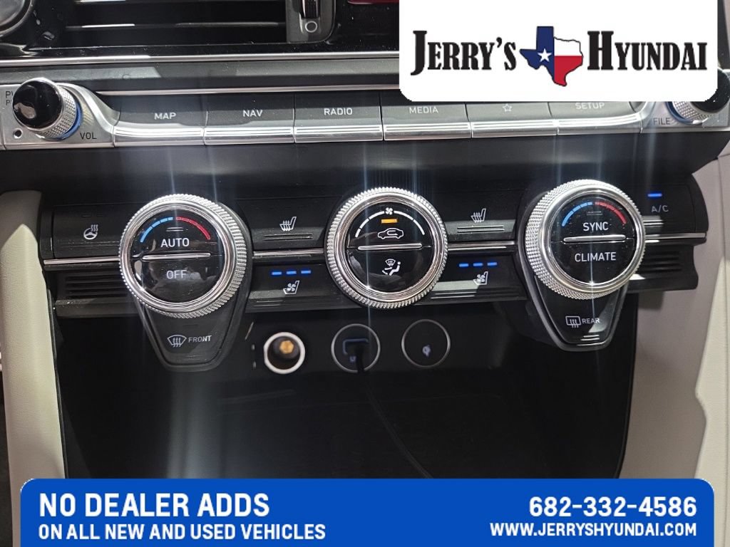 Used 2023 Genesis G70 3.3T w/ Sport Prestige Package RWD image 14