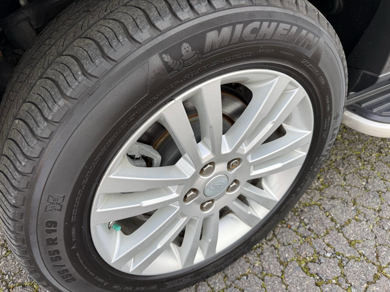 Used 2016 Land Rover LR4 HSE LUX AWD/4WD image 6