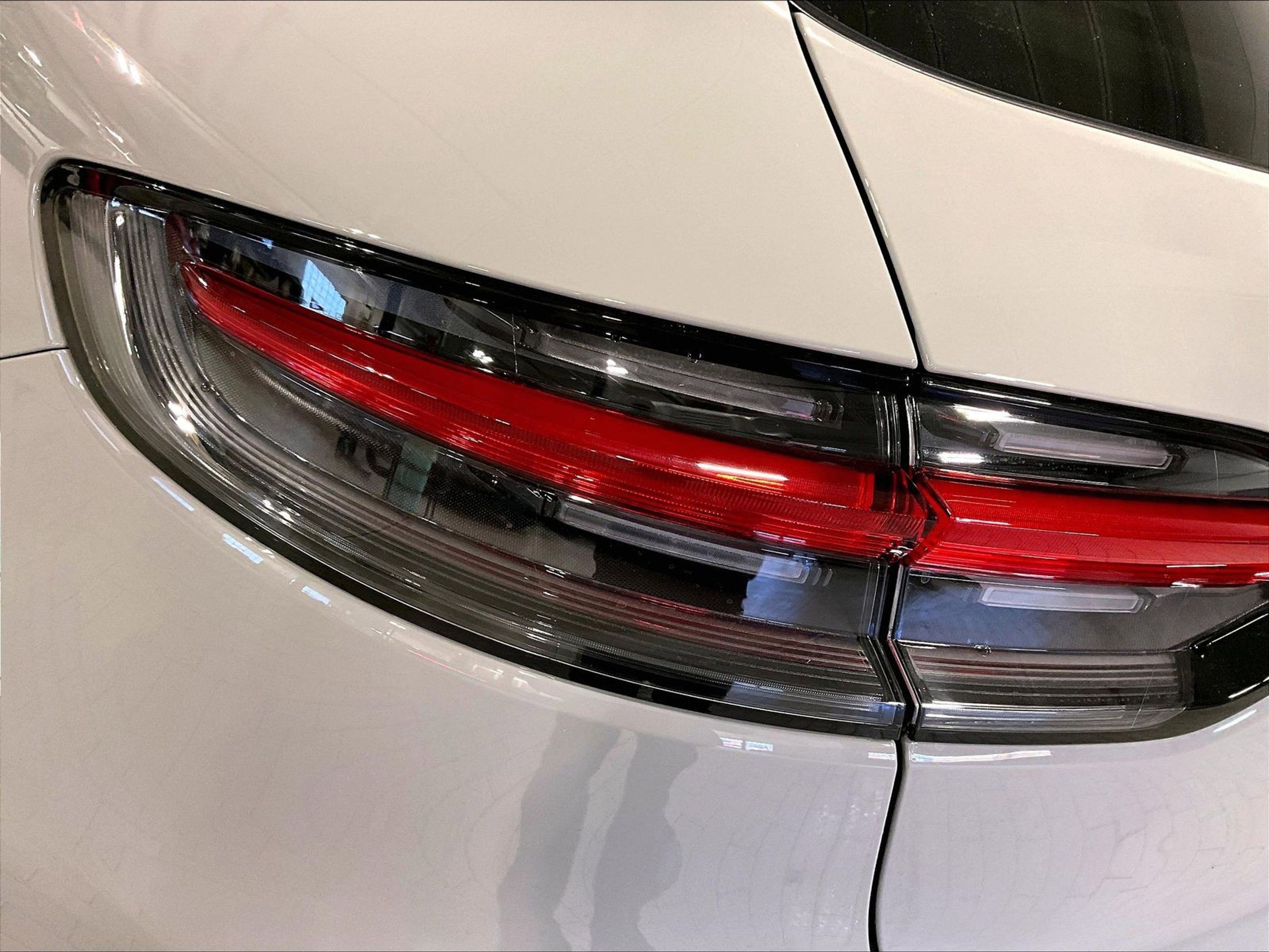 New 2026 Porsche Macan S image 25