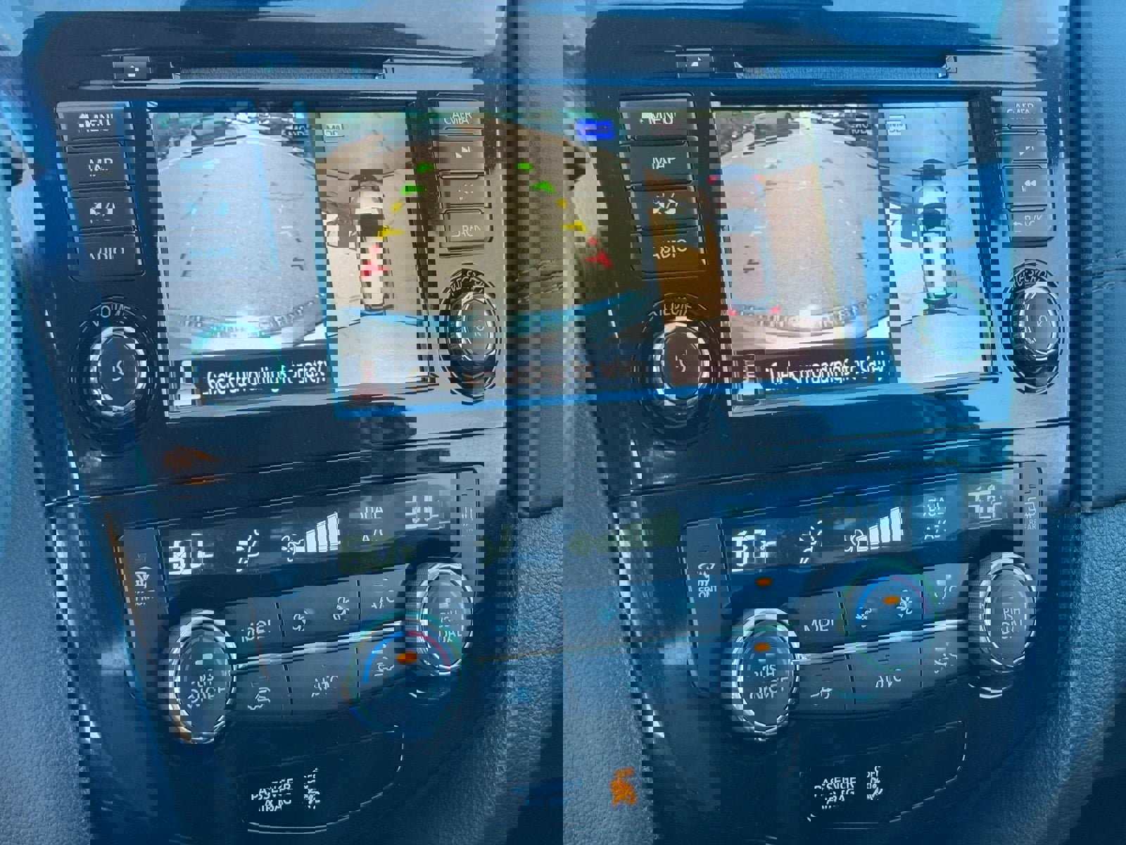 Used 2018 Nissan Rogue SL image 22