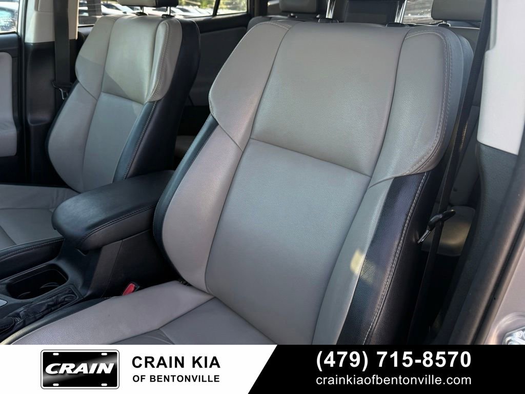 Used 2016 Toyota RAV4 Limited FWD image 22
