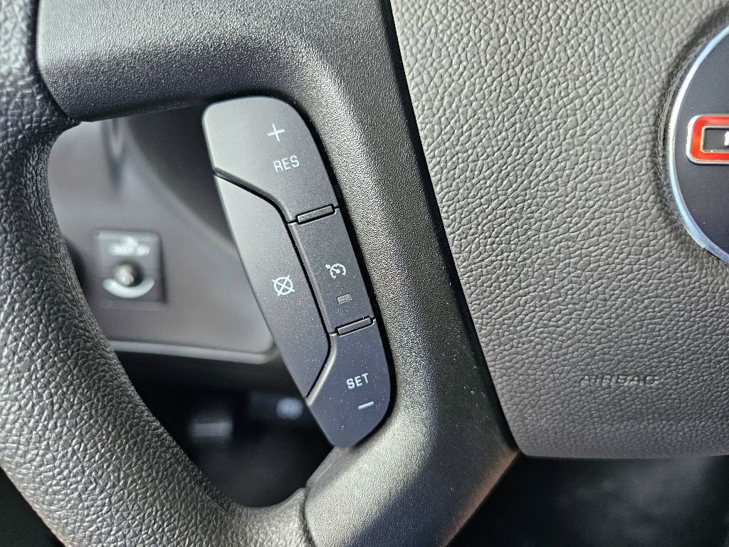 New 2025 GMC Savana 2500 w/ Driver Convenience Package RWD image 31