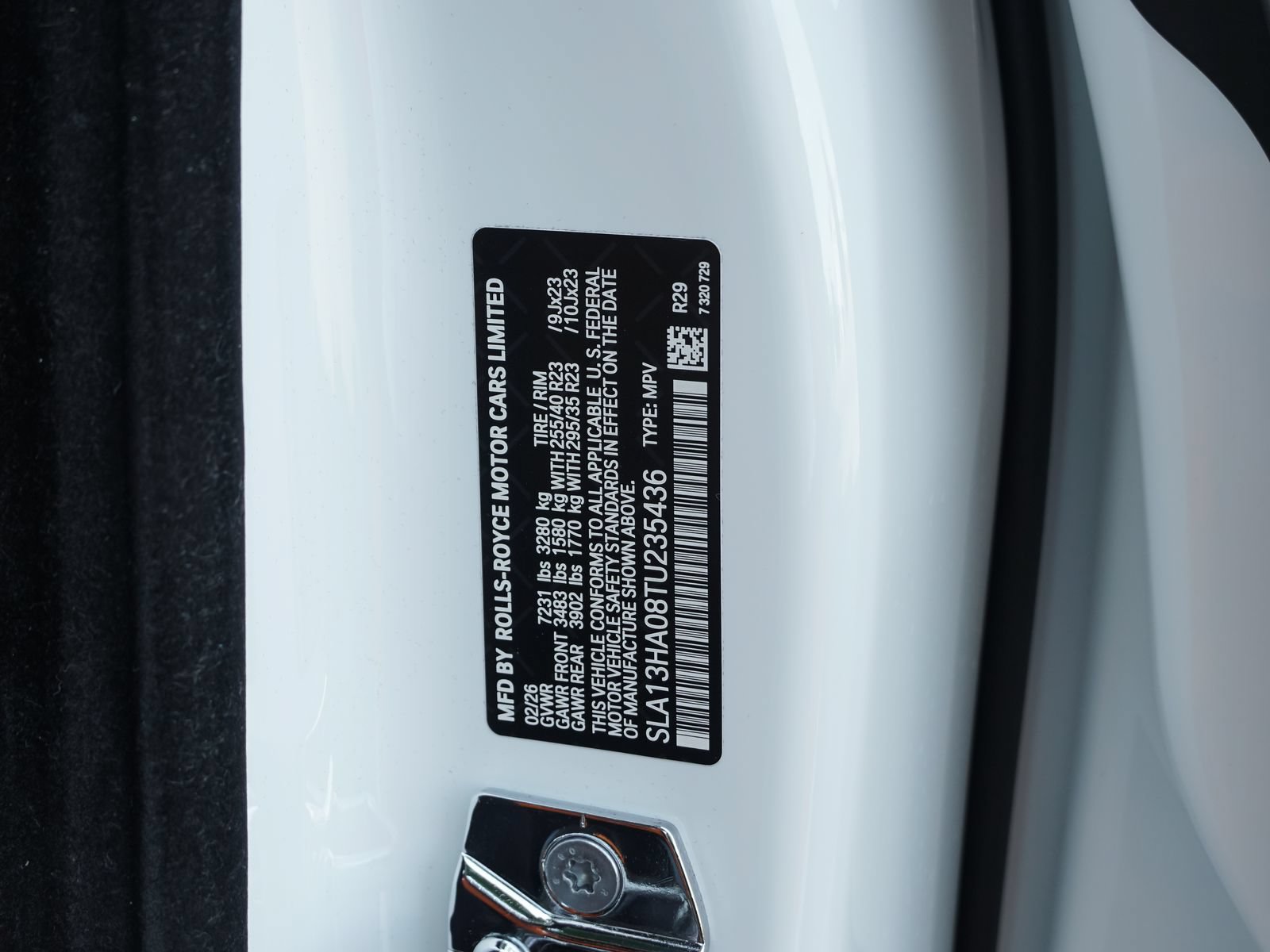 New 2026 Rolls-Royce Cullinan AWD/4WD image 38