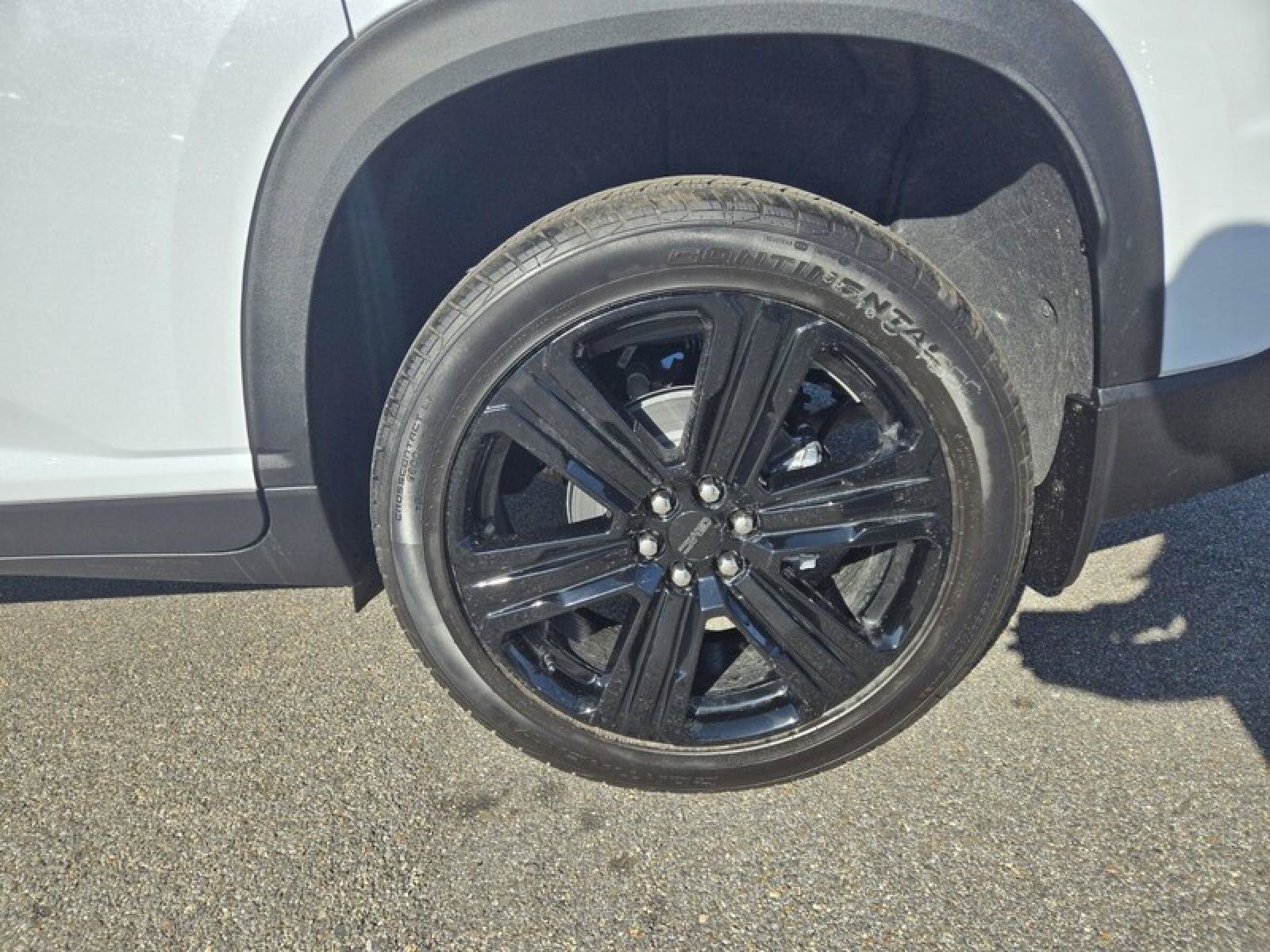 New 2026 GMC Acadia Elevation w/ Black Edition FWD image 9