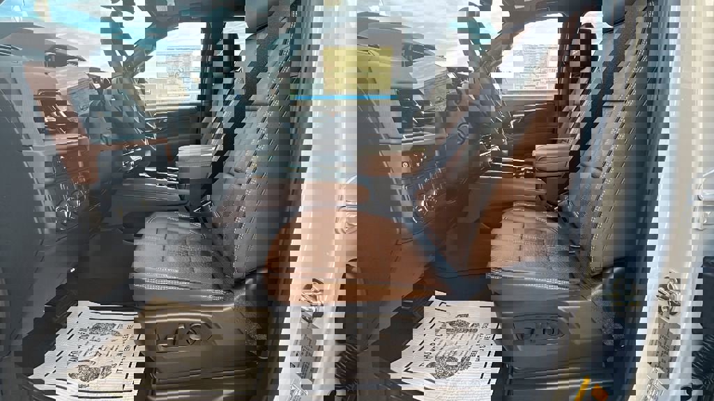 New 2026 Chevrolet Suburban High Country image 10