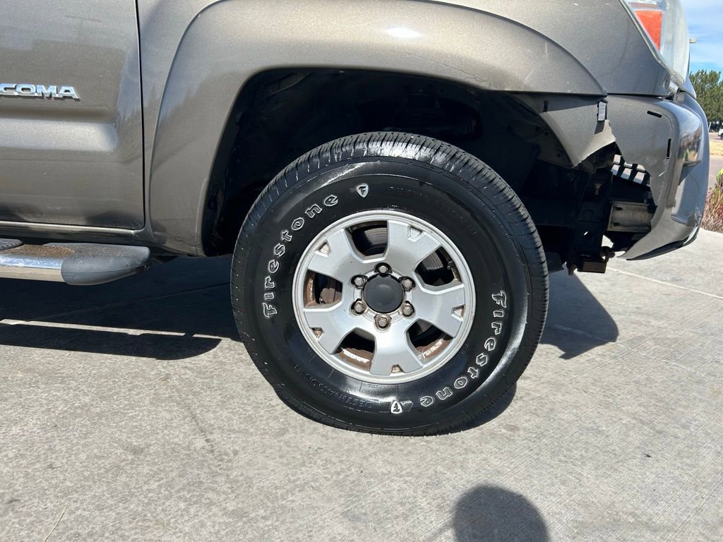 Used 2015 Toyota Tacoma 4x4 Double Cab w/ TRD Off-Road Package image 33