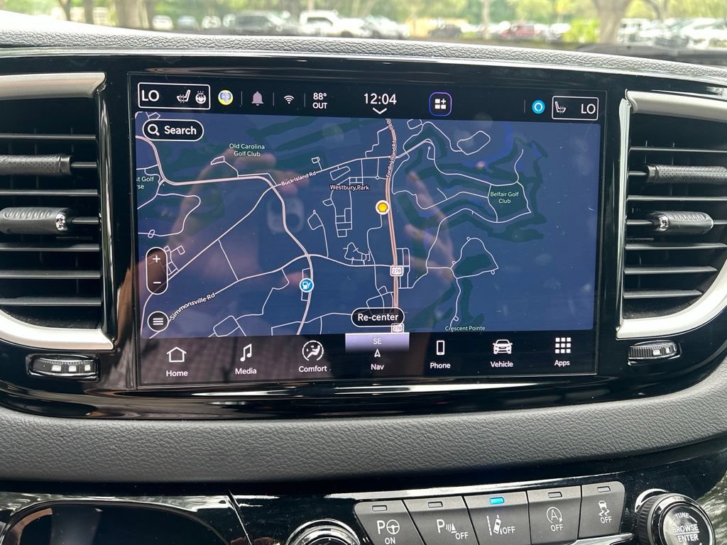 Used 2023 Chrysler Pacifica Touring-L w/ Uconnect Theater Family Group FWD image 12
