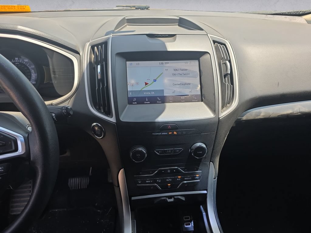 Used 2020 Ford Edge SEL FWD image 11