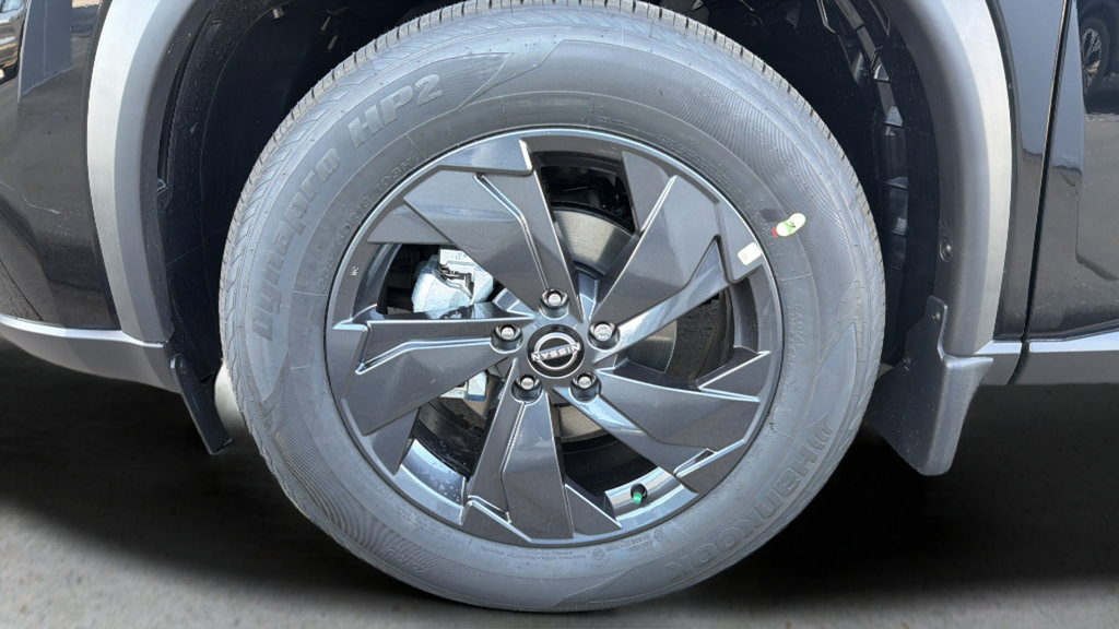 New 2026 Nissan Rogue SV AWD/4WD image 25
