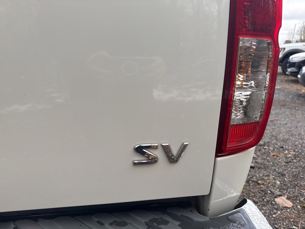 Used 2018 Nissan Frontier SV image 10